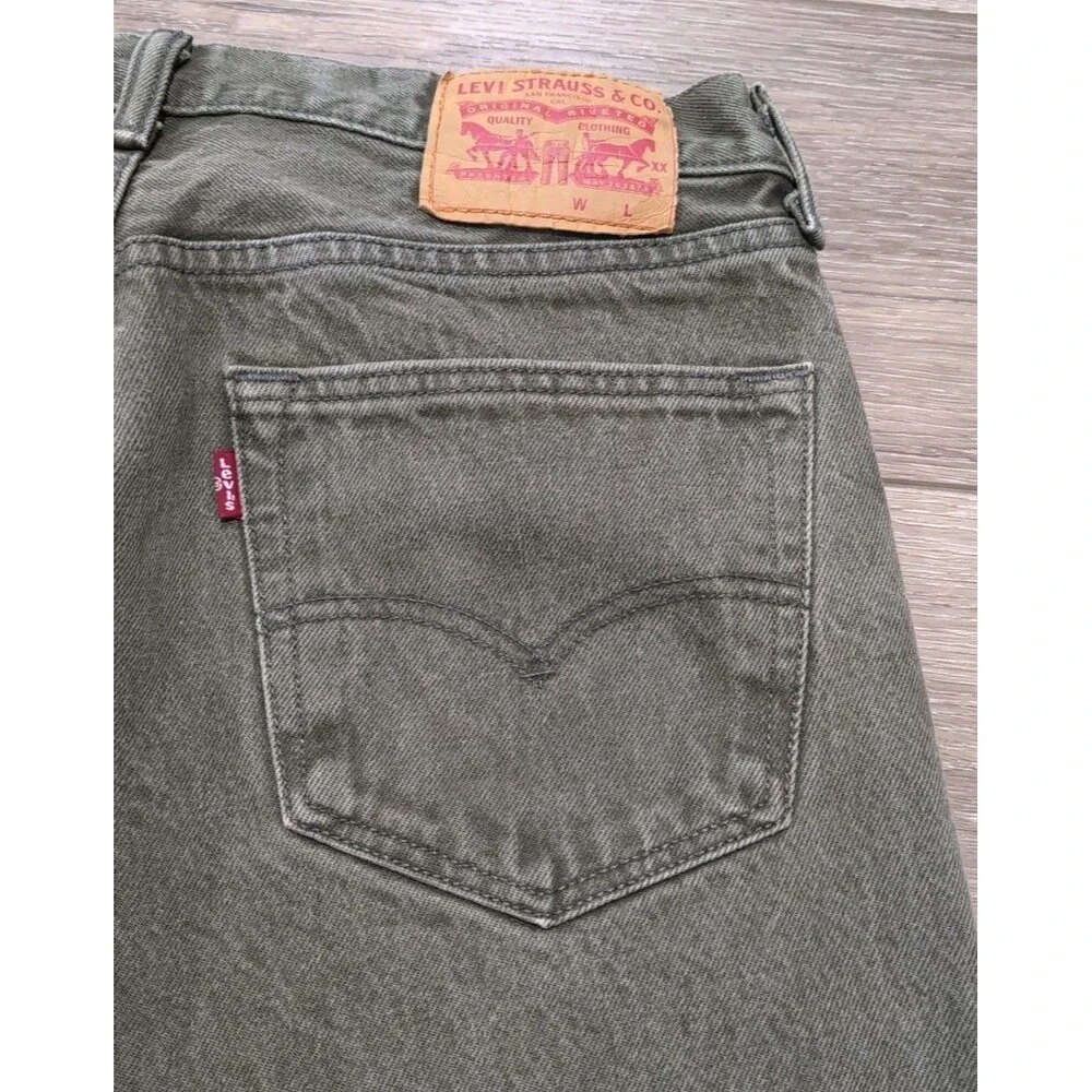 LEVI'S 501 BUTTON FLY MEN'S 34x32(31) WHITE OAK CONE DENIM JEANS OLIVE GREEN EUC